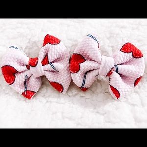 NEW Lollipop Hearts Mini Piggies (2-3”) on clips